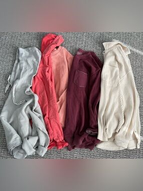 Aerie sweatshirt bundle of 5 like new